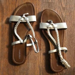 🔅2 FOR $10🔆 Gold metallic braided sandals